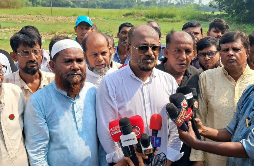 সিরাজদিখানে শিশুদের খেলার মাঠ রক্ষায় গ্রামবাসীর&hellip;